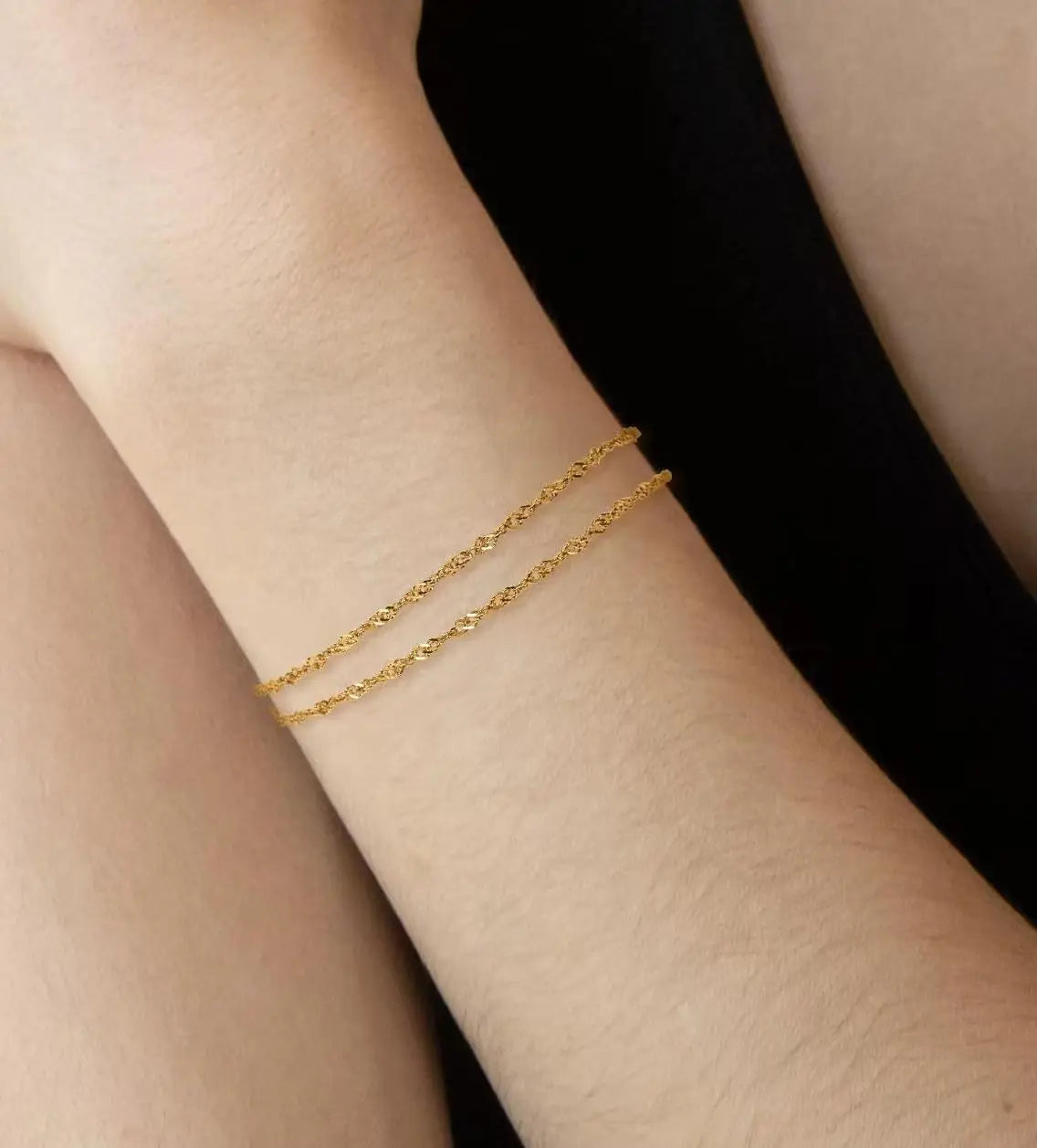 Féliza Double Chain Bracelet – A Sophisticated Twist on Timeless Elegance