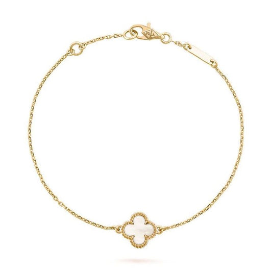 Féliza Four-Leaf Clover Bracelet – A Charming Symbol of Luck and Elegance