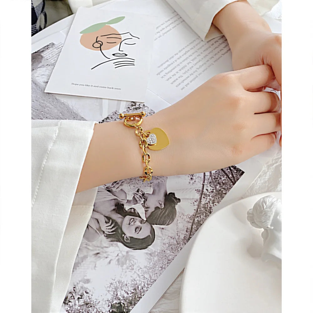 Féliza Gold-Plated Prayer Bracelet with Lock Clasp – A Touch of Elegance and Spiritual Serenity in 925 Sterling Silver