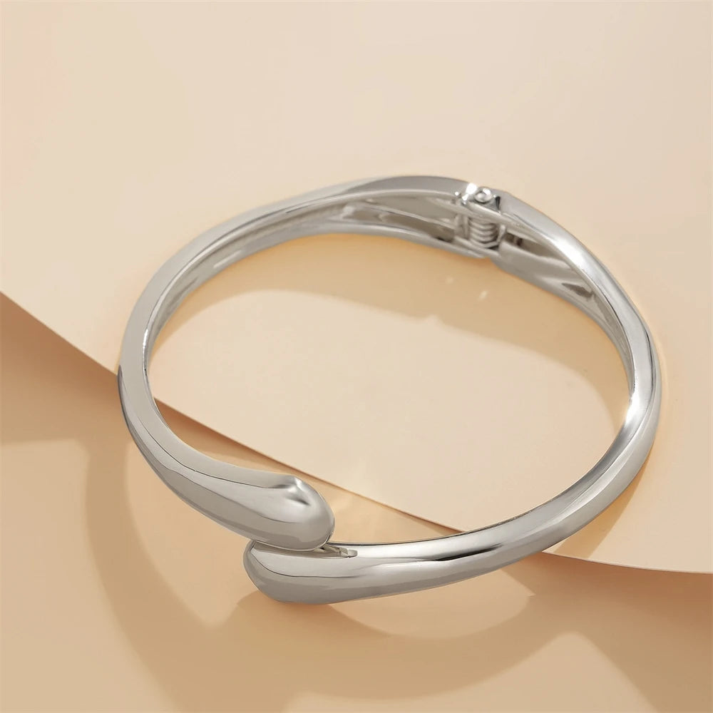 Féliza Endless Chain Necklace and Seamless Ring – Effortless Beauty in 925 Sterling Silver