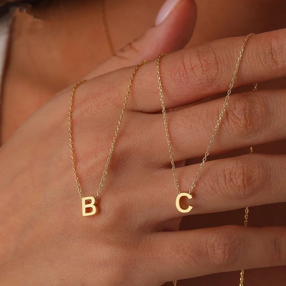Féliza Personalized Initial Necklace – Unique & Elegant