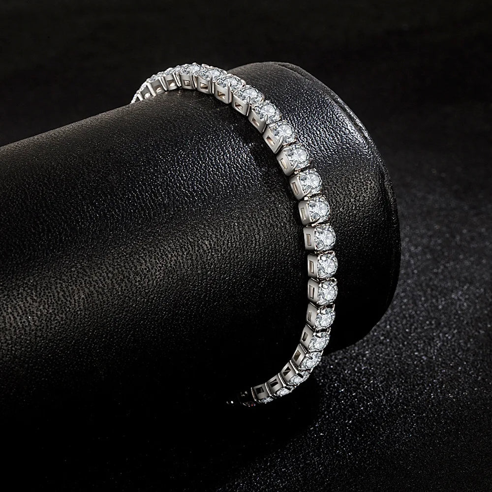 Féliza Circular Pave Bracelet – Endless Sparkle for Timeless Elegance