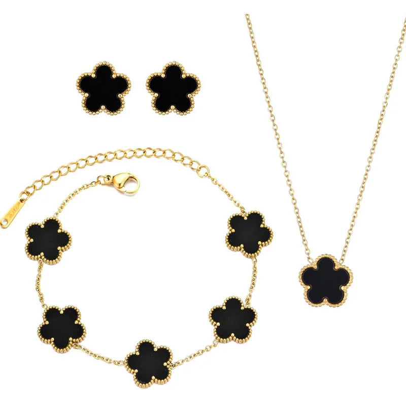 Féliza Lucky Clover Jewelry Set – A Symbol of Elegance and Good Fortune in 925 Sterling Silver