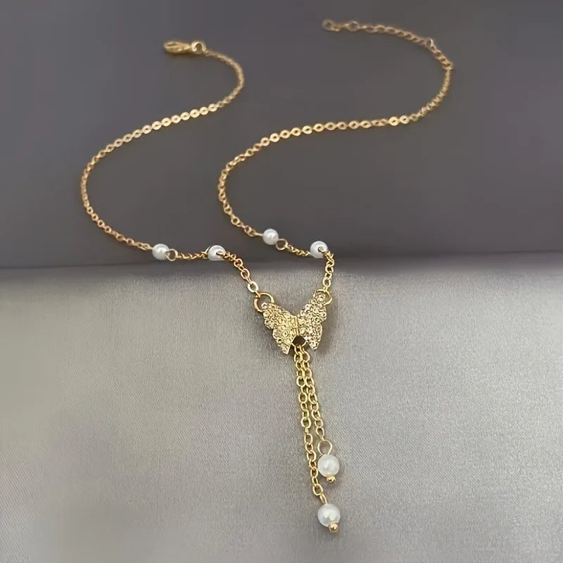 Féliza Butterfly Necklace – Grace and Transformation