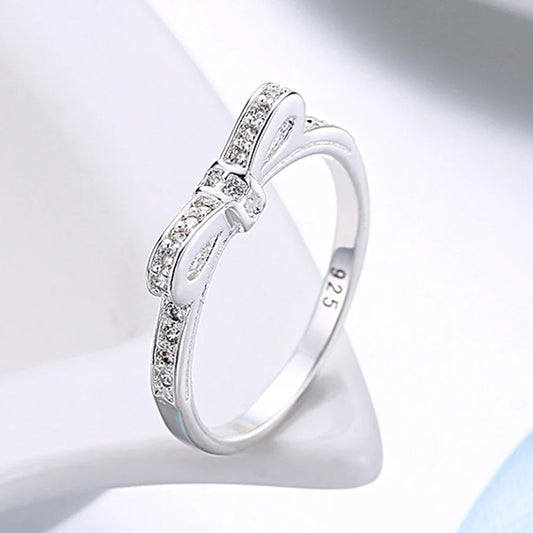 Féliza Pave Heart Bow Ring – Elegance and Romance Intertwined